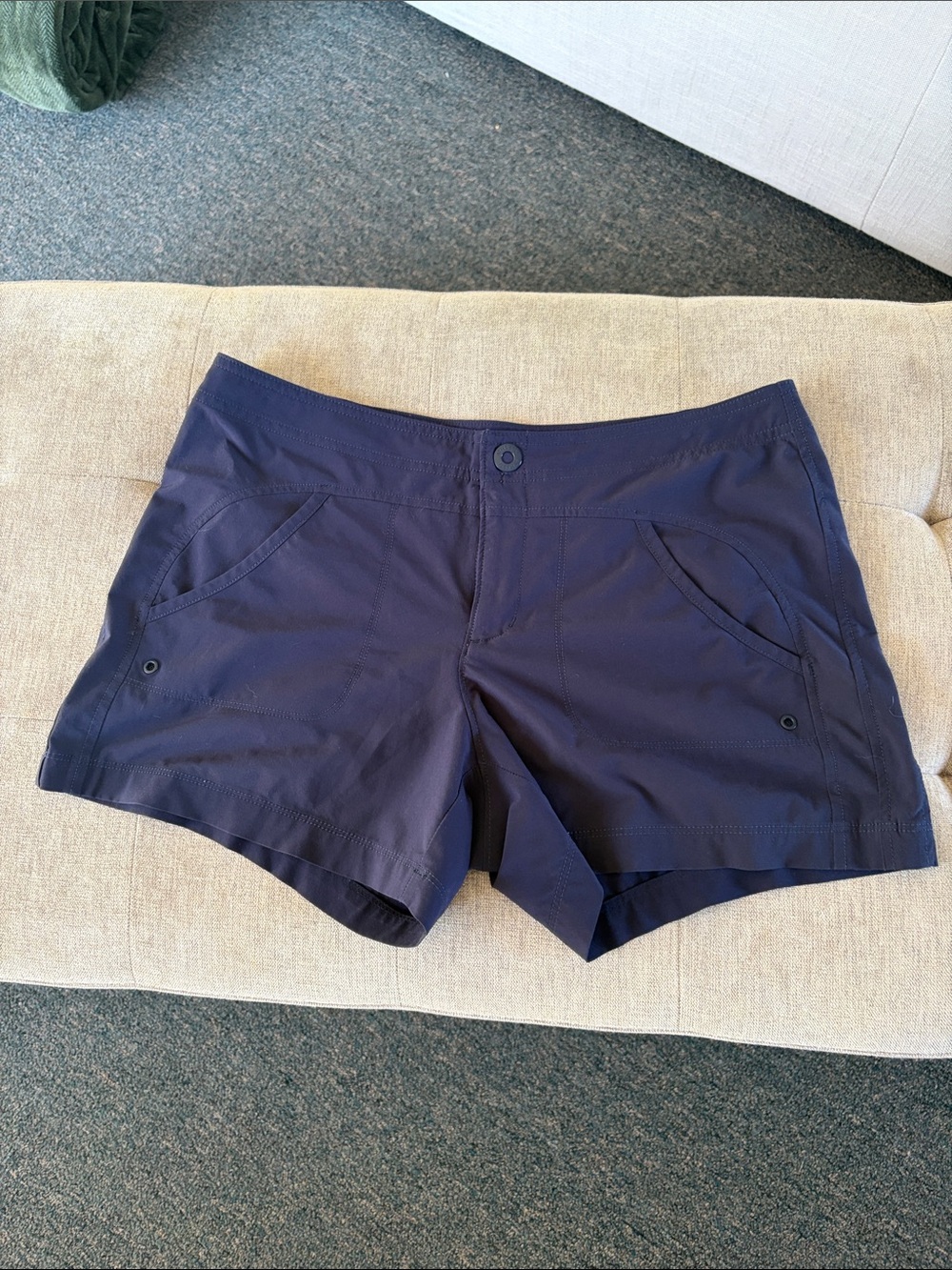 Athleta Deep Navy Performance Stretch Shorts
